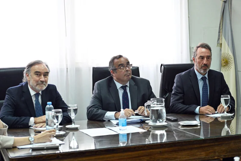 Quiénes son los jueces que deberán resolver si revierten o no la decisión de Martínez de Giorgi en la causa $LIBRA