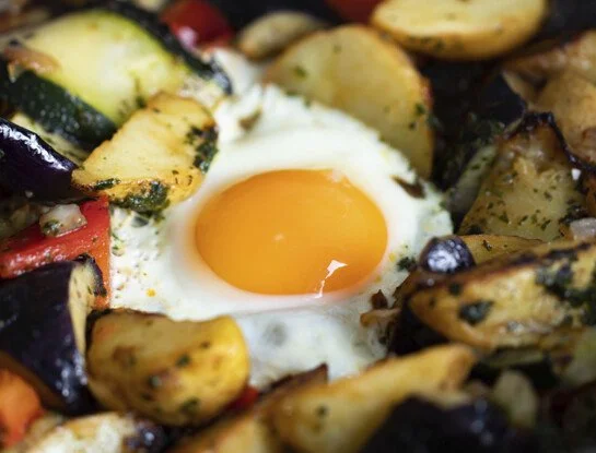 Menú económico semanal: 5 recetas rendidoras y nutritivas para cuidar el bolsillo