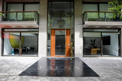 El edificio Aleph Residence, en Puerto Madero, donde Martín Insaurralde vivió dos años juntos con Jesica Cirio