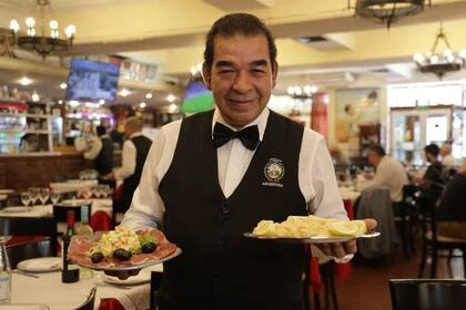 El Imparcial es el restaurante más antiguo de la ciudad de Buenos Aires