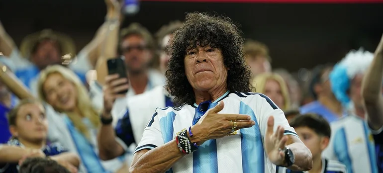 El video de la Mona Jiménez en el partido de Argentina contra Egipto en el Mundial 2026 que se volvió viral.